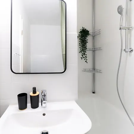Aparthotel Livesto Easycity - Im Herzen Von Am Hbf, Messe, Fom